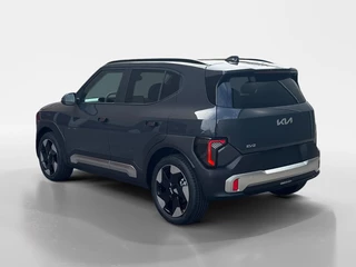 Kia EV2 Plus 42.2 kWh 3.000,- Inruilkorting | Privacy Glass | 18" lichtmetalen velgen | Warmtewerend glas rondom | Draadloze oplader voor smartphone / 17