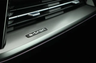 Audi Q4 e-tron 45 265pk quattro Advanced edition 77 kWh SOH 91% Matrix LED Leder Keyless Sonos Stoelverwarming Navigatie / 38