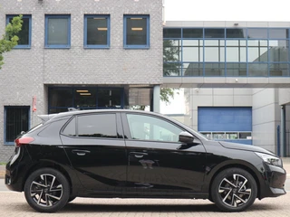 Opel Corsa 1.2 Turbo Hybrid GS / Tech & Infotainment Pack / 33