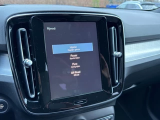 Volvo XC40 1.5 T5 Plus Dark | H/K Memory | Pilot Assist | 360 | Stoel/Stu / 20
