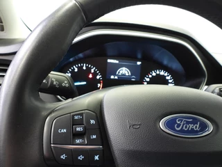 Ford Focus Wagon 1.0 EcoBoost Hybrid Trend Business NAVI/CAMERA/CRUISE/LED/16"LMV! / 12