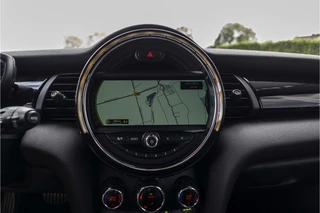 MINI 3-deurs 2.0 John Cooper Works Chili  | Pro uitlaat | Harman Kardon | NL Auto / 26