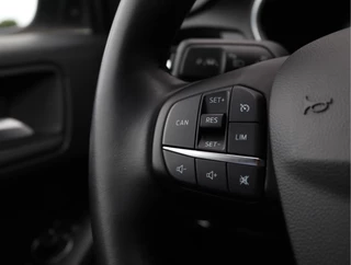 Ford Focus Wagon 1.0 EcoBoost Hybrid Titanium  | Trekhaak | Navigatie | Org. NL / 30