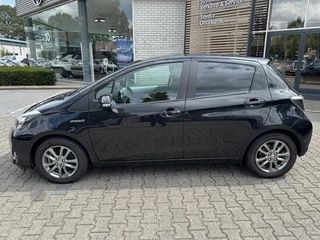 Toyota Yaris 1.5 HYBRID ASPIRATION / 2