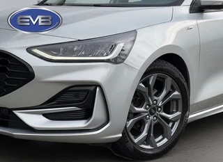 Ford Focus Wagon 1.0 EcoBoost AUTOMAAT Hybrid ST Line Style stoelverwarming, elect bed. trekhaak, 1 e eigenaar, NL auto met nap / 6