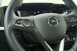 Opel Mokka 1.2 Turbo Elegance 130 PK | Weinig kilometers | Trekhaak | Navigatie | Camera | Climate control | Lichtmetalen velgen | Extra getint glas / 20