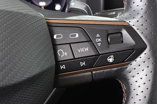 CUPRA Formentor 1.4 e-Hybrid Business Stuur-Stoelverwarming Achteruitrijcamera Keyless Apple Carplay / 40