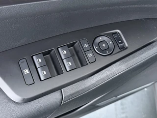 Kia Sportage 1.6 T-GDi Hybrid DynamicPlusLine  - €5.000,- voordeel - Schuif-/Kanteldak - Stoel-/Stuurverwarming - - 7 Jaar Fabrieksgarantie / 21