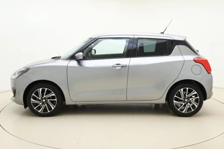 Suzuki Swift 1.2 Style Smart Hybrid 83pk | Navigatie | Climate Control | Cruise Control | Stoelverwarming | Camera | Lichtmetalen Velgen | Apple Carplay - Android Auto / 6