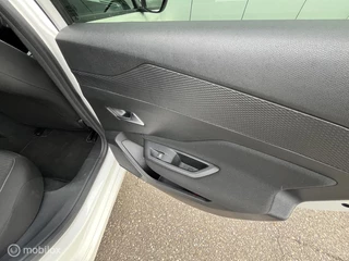 Peugeot 308 SW 1.2 PT Business 110 PK NAVI/CLIMA/TREKHAAK / 25