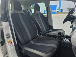 Volkswagen Up! 1.0 BMT high up! | PDC | AIRCO | CRUISE / 7