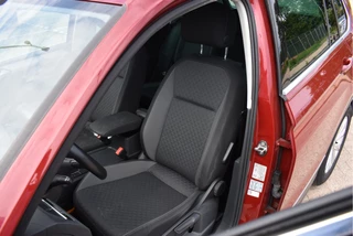 Volkswagen Tiguan 1.4 TSI ACT 150 pk Connected Series  NL-Auto | DAB | Elekt.trekhaak | Carplay | Cruise Control | Climate Control | NAP / 14