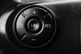 MINI Cooper Mini 1.5 Automaat 136PK Stoelverwarming | Cruise l PDC l Nav / 20