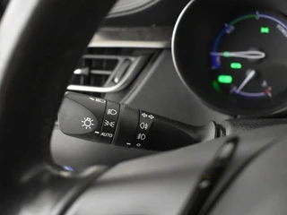 Toyota C-HR 1.8 Hybrid Dynamic BSM | Trekhaak | / 17