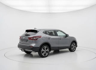 Nissan Qashqai 1.3 DIG-T N-Connecta 360 CAMERA - TREKHAAK - NAVI - STOELVERWARMING / 6