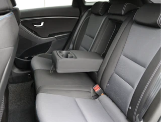 Hyundai i30 Wagon 1.6 GDi Comfort  | Trekhaak | Navigatie | Camera | / 23