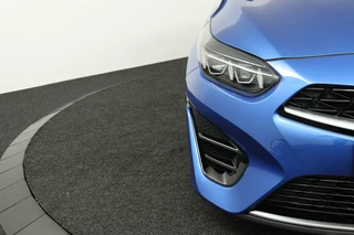 Kia ProCeed 1.5 T-GDi GT-Line Automaat  - Stoel-/stuurverwarming - Navigatie - Cruise Control - Airco - Climate Control - Fabrieksgarantie tot 03-2031 / 16