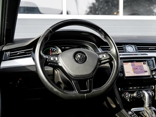 Volkswagen Passat Variant 1.4 TSI GTE Connected Series Camera | Full LED | App-connect | Comfortstoelen | PDC v+a | / 25