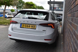 Skoda Octavia Combi 1.0 e-TSI Ambition VirtualCockpit NAVI ECC / 22