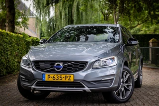 Volvo V60 Cross Country 2.0 T5 Summum  BLIS Memory Sportstoel Trekhaak / 26