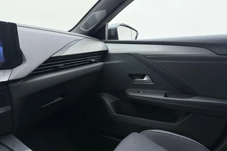 Opel Astra 1.2 Turbo Hybrid GS | NIEUW MODEL | Uit voorraad leverbaar! | Actieprijs inclusief inruilpremie | Matrix LED | Stoel & Stuurverwarming | Adaptive Cruise Control | Navigatie / 30