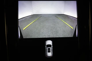 Volvo V60 2.0 B4 Ultimate Dark | PANORAMADAK | HEAD UP | STANDKACHEL | ACHTERBANKVERWARMING | 360 CAMERA | 20" / 20