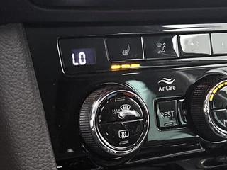 Škoda Superb Combi 1.4 TSI iV Business Edition Camera | CarPlay | Stoelverwarming | Cruise Control / 19