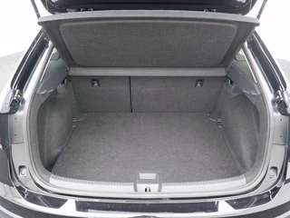 Volkswagen Taigo 1.0 TSI Life Edition Private Lease 499 pm | Carplay navi / 15