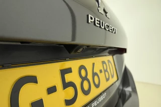 Peugeot 308 SW 1.2 PureTech Blue Lease Premium 130pk | Navigatie | Panoramadak | Climate Control | Trekhaak | Camera | Cruise Control | Parkeersensoren | Apple Carplay - Android Auto / 8