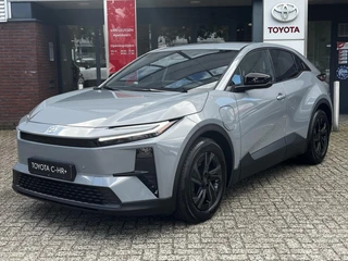 Toyota C-HR+ First Edition 77 kWh STOEL/STUURVERWARMING EL-ACHTERKLEP BLINDSPOT CLIMA APPLE/ANDROID PARK-SENSOR