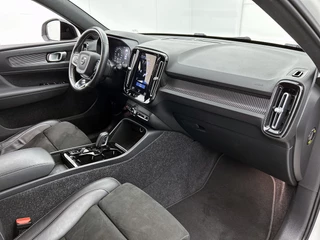 Volvo XC40 1.5 T5 Recharge R-Design | Camera | Navigatie | CarPlay | Adaptive Cruise | / 14