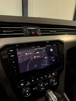 Volkswagen Passat 1.6 TDI R-line Pano Virtual Trekhaak NAP / 42
