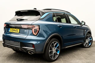 Lynk & Co 01 1.5 Plug-in Hybrid 262 Pk Panoramadak | 75 km Elektrisch | 360 Camera | Full Map Navi | NL Auto | 20 inch. LMV | 1e eigenaar / 16