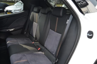 Lexus LBX 1.5 Cool 2WD ELEK-STOEL STOELVERWARMING KEYLESS ELEK-KOFFERKLEP BLIND-SPOT / 35