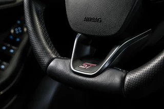 Ford Fiesta 1.5 EcoBoost ST-3 Performance|Recaro|B&O|Carplay|Winterpakket|Camera| / 29