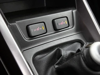 Suzuki VITARA 1.4 Boosterjet Comfort Smart Hybrid | Adaptive Cruise | Stoelverwarming | CarPlay | Camera | Trekhaak / 24
