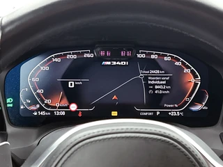 BMW 3-serie Touring M340i xDrive | Individual Citrin Black | M Stoelen | Laser Light | Driving Assistant Prof. | HeadUp Display / 21