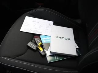 Skoda Fabia 1.0 TSI Monte Carlo | AUT. | SPORTSTOELEN | CAMERA | STOELVERW. | CRUISE | NAVI | APPLE CARPLAY | / 24