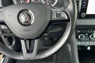 Skoda Karoq 1.5 TSI 150pk Style | TREKHAAK | PANO| CAMERA | ADAPTIVE | / 14