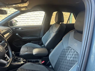 Volkswagen T-Roc 2.0 TSI 4M. R-L BNS AUTOMAAT / 19