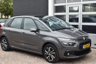 Citroën C4 Spacetourer PureTech 130 EAT8 Automaat Selection  .| Navigatiesysteem | Airconditioning ECC | Apple Carplay & Android Auto | .Aanhangergewicht geremd 1400kg!!! | Isofix Bevestigingspunten | Lichtmetaal | Zeer Compleet!!! / 22