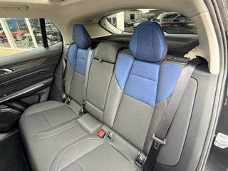 Lynk & Co 01 1.5 | Automaat | SOH 98% | 360 camera | Adapt. Cruise | Apple/Android | Pano |  Keyless | Infinity / 80