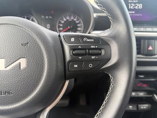 Kia Stonic 1.0 T-GDi MHEV DynamicLine | Automaat | Cruise Control | Climate Control | Camera | Navigatie | LM Velgen | / 14