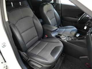 Kia Niro 1.6 GDi PHEV DynamicLine ✅Stoel+Stuurverw.✅All Season✅Adapt Cruise✅Trekhaak✅Camera✅Lane Ass.✅ / 7