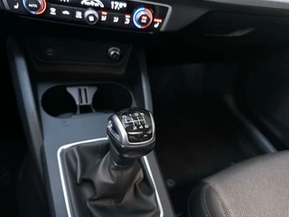 Audi Q2 30 TFSI Advanced Edition Panoramadak Stoelverwarming App-Connect DAB+ / 23