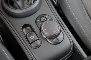 Mini Countryman 1.5 Cooper Pepper | NAP | Cruise | Navi | Clima | Afneembare Trekhaak | Automaat | / 29