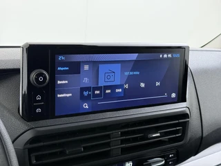 Peugeot e-Expert Long 75 kWh L3 9pl | SOH 95% | CAMERA | NAVIGATIE | BTW VERREKENBAAR | LED | CLIMA | FABRIEKSGARANTIE TOT 11-2027 | ALL-IN PRIJS / 33