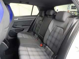Volkswagen Golf 1.4 eHybrid 245pk DSG GTE / 18
