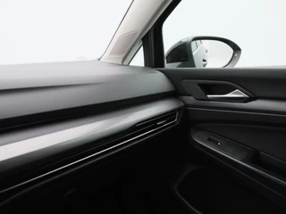Volkswagen Golf 1.5 eTSi 150 Pk Automaat Style | Adaptive Cruise | Climatronic | Camera | CarPlay | Navigatie | 17 Inch / 29