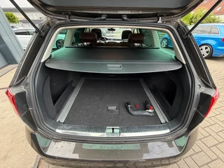 Volkswagen Passat Variant 1.4 TSI ACT Highline Business R / Pano / Massage / Camera / Sportleder / Trekhaak / Zeer mooie auto ! / 46